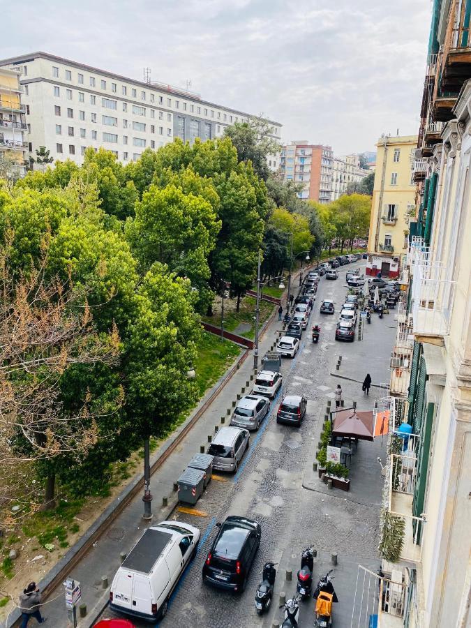 B&B Conte Cavour Napoli Bagian luar foto