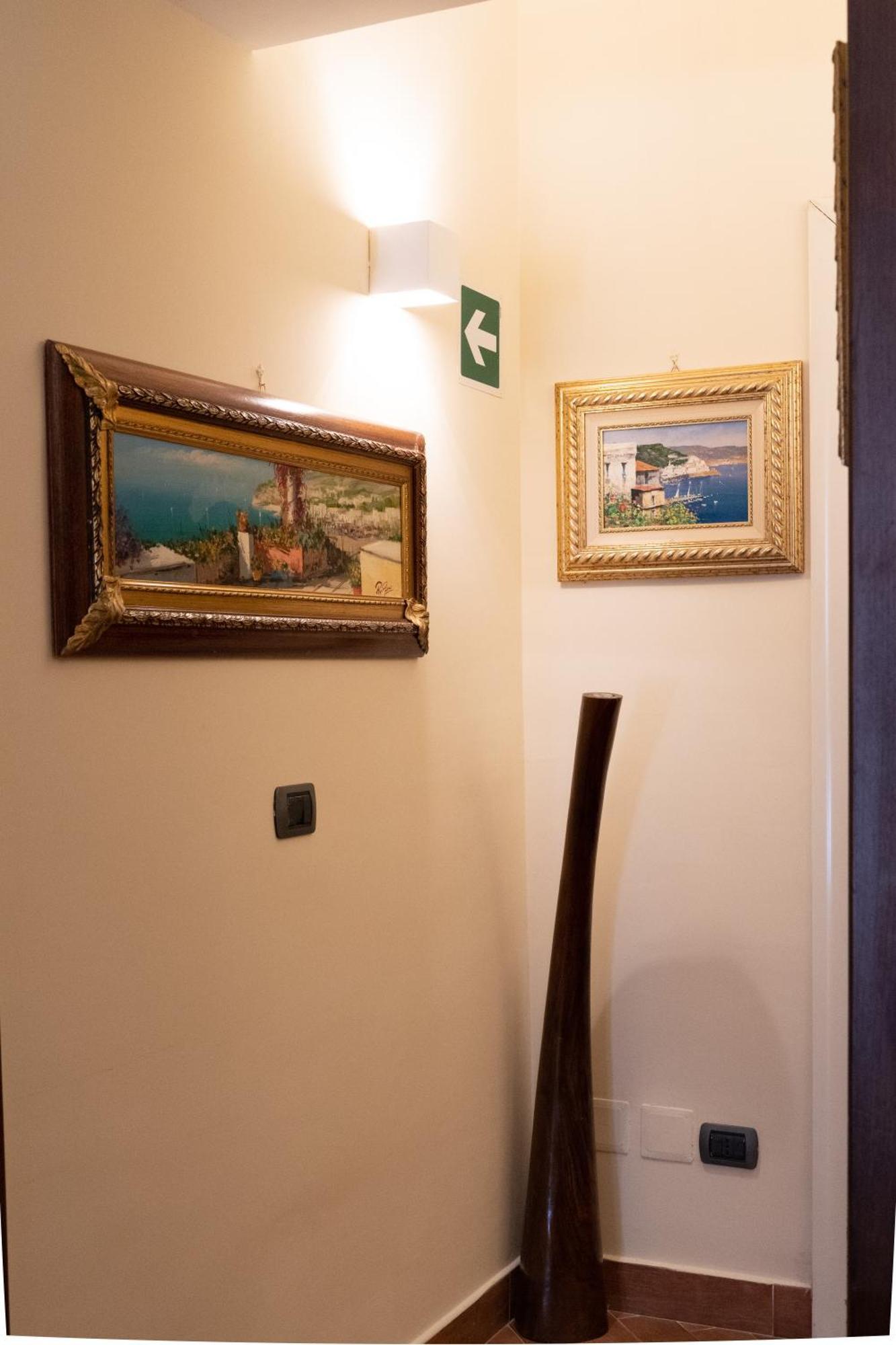 B&B Conte Cavour Napoli Bagian luar foto