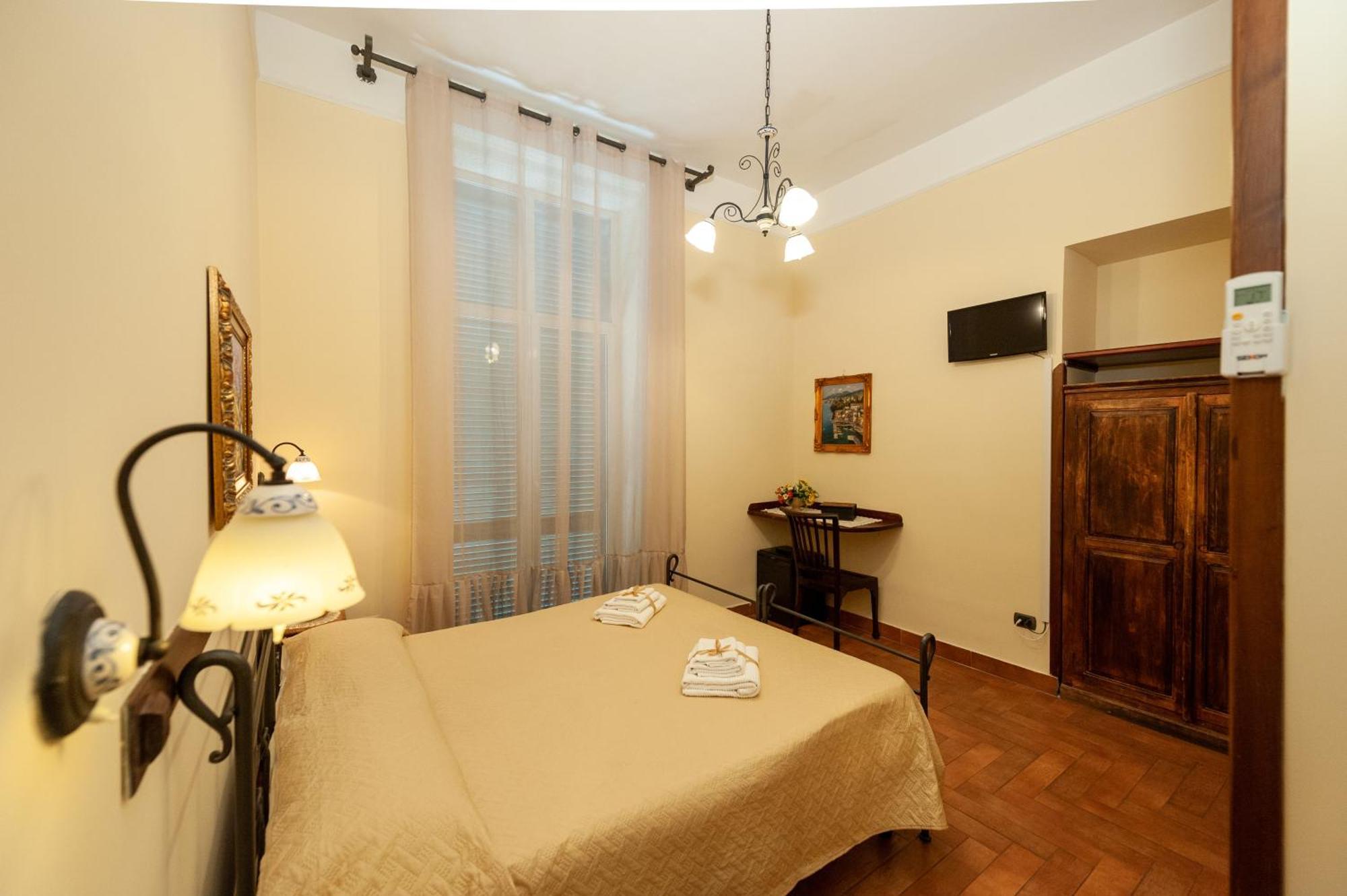 B&B Conte Cavour Napoli Bagian luar foto