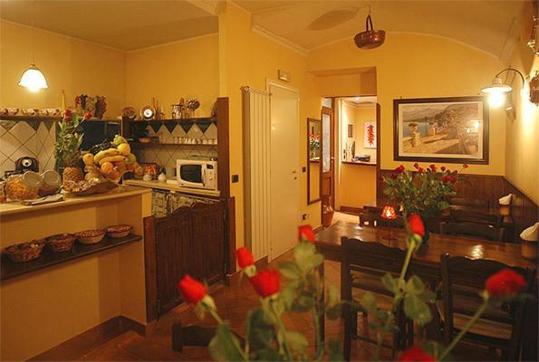 B&B Conte Cavour Napoli Bagian luar foto