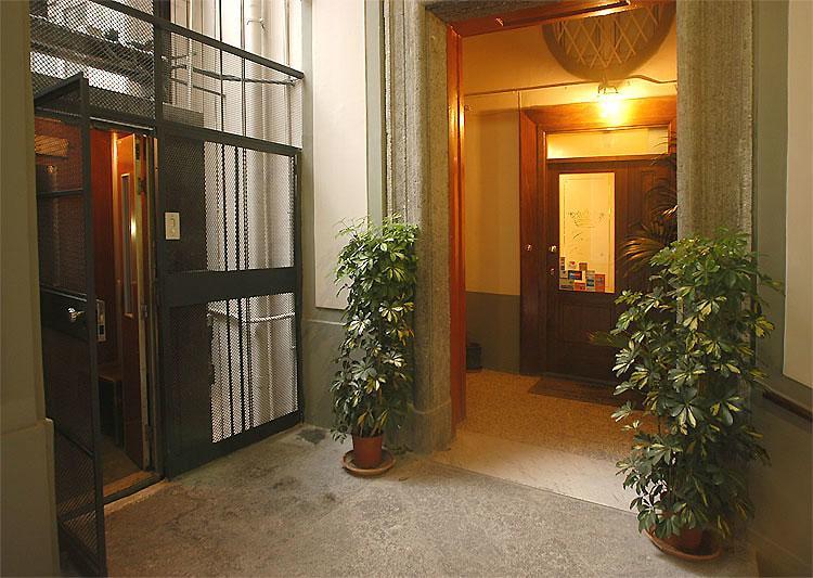 B&B Conte Cavour Napoli Bagian luar foto