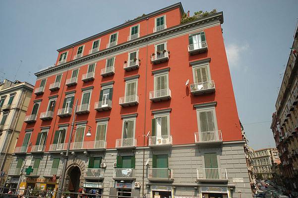 B&B Conte Cavour Napoli Bagian luar foto